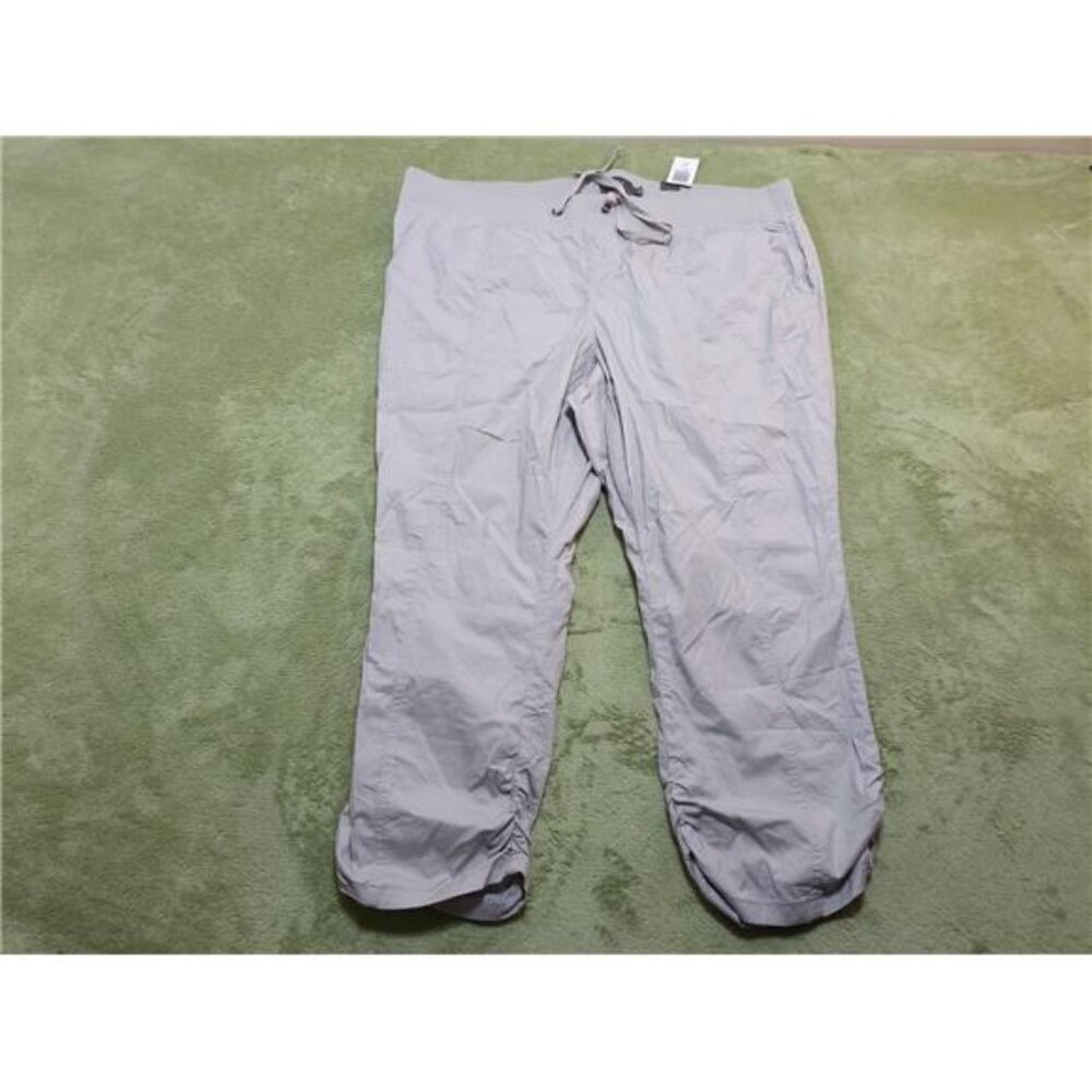 Torrid NWT 3X 22-24 Harbor Mist Crop Pull-On Skinny Stretch Poplin Mid-Rise Pant